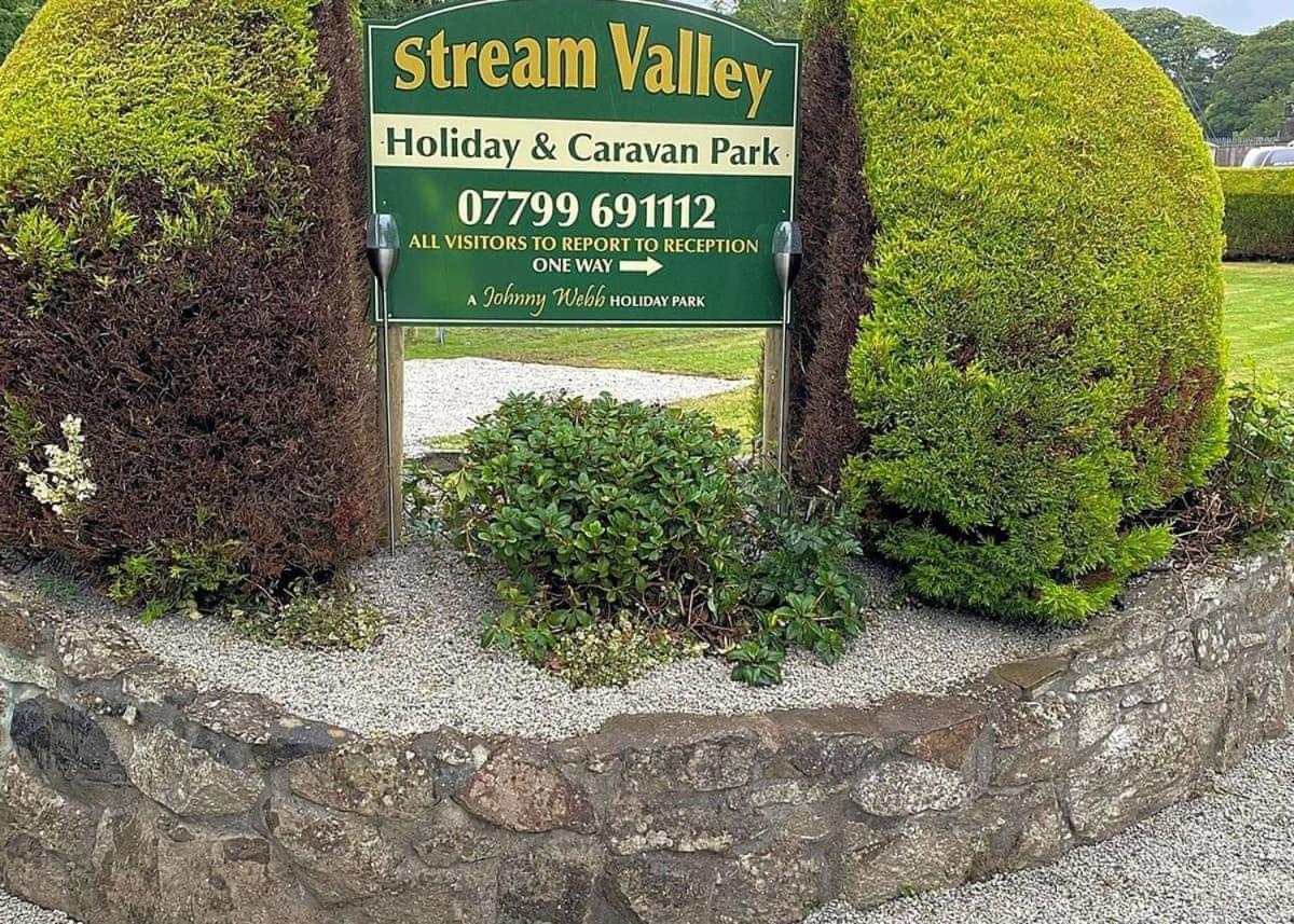 Stream Valley Holiday Park Penzance Extérieur photo